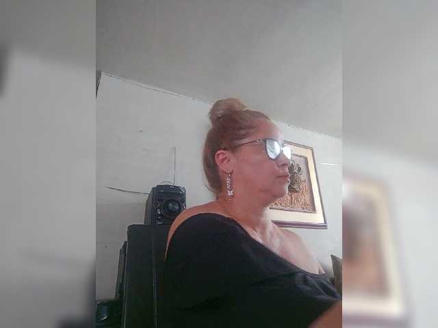 Live sex webcam photo for lupeangel472 #277202619