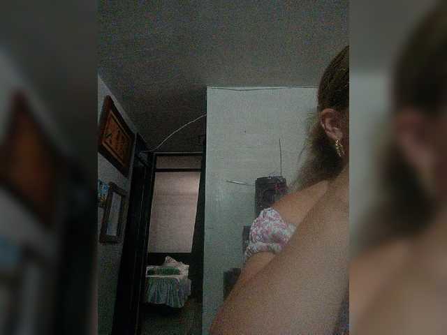 Live sex webcam photo for lupeangel472 #277229482