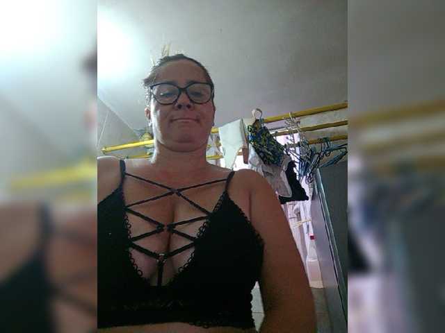 Live sex webcam photo for lupeangel472 #277243644