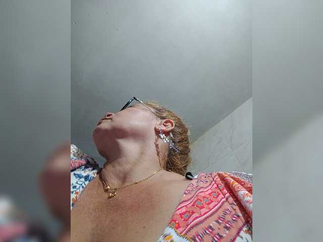 Live sex webcam photo for lupeangel472 #277247558