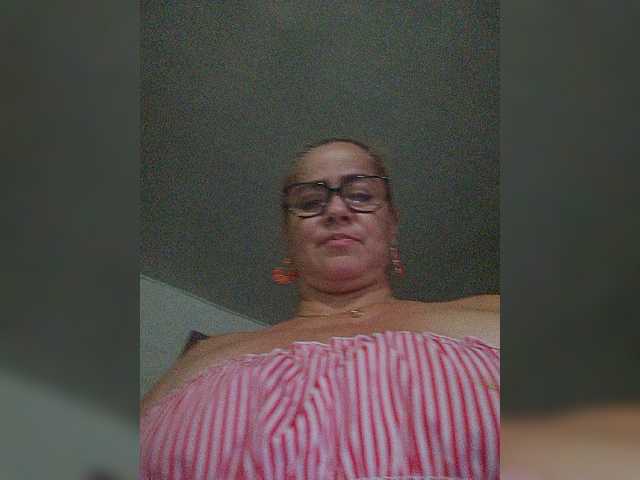 Live sex webcam photo for lupeangel472 #277259702