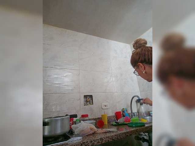 Live sex webcam photo for lupeangel472 #277348529