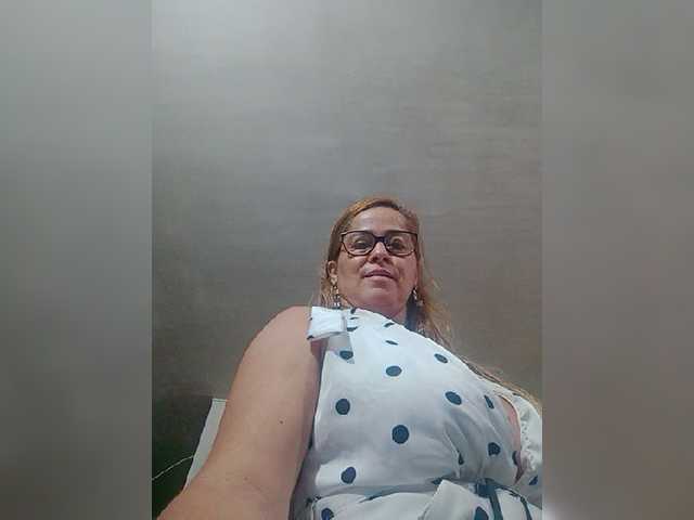 Live sex webcam photo for lupeangel472 #277516358