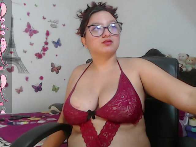 Live sex webcam photo for lupita891 #277474239