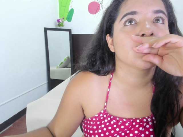 Live sex webcam photo for lupitajones #272274887