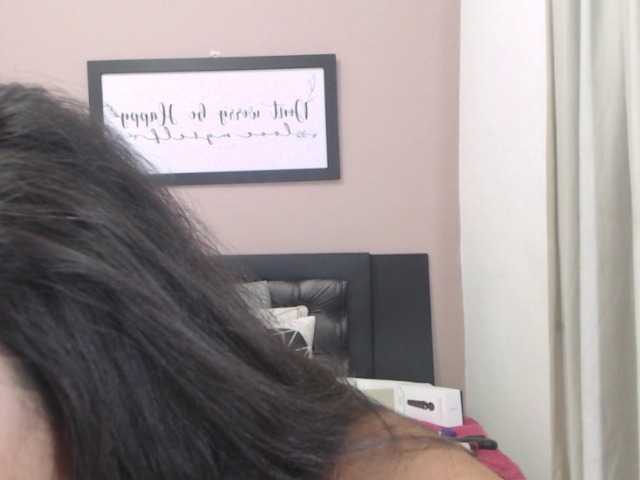 Live sex webcam photo for lupitajones #272520433