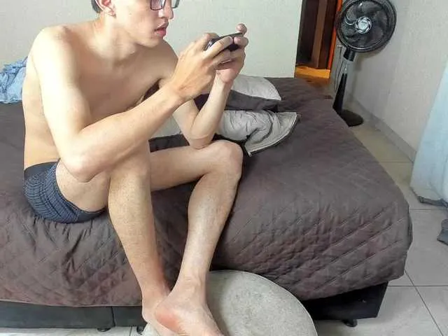 Live sex webcam photo for lustduo #293672688