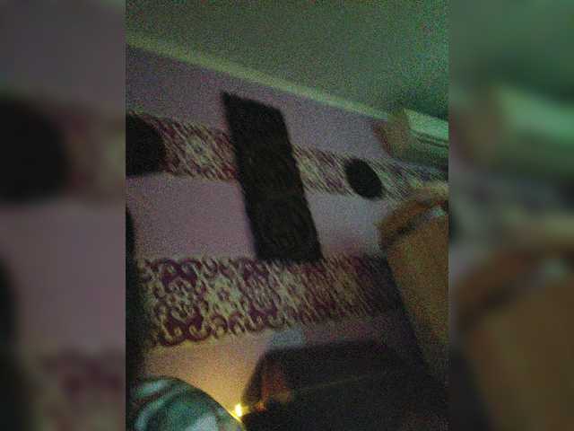 Live sex webcam photo for lustful-mom #271992730