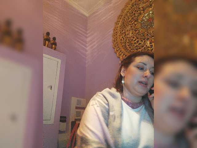 Live sex webcam photo for lustful-mom #272279910