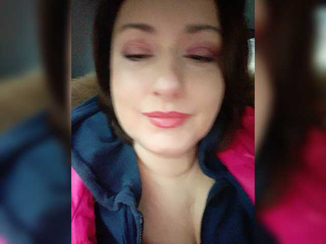 Live sex webcam photo for lustful-mom #272486248