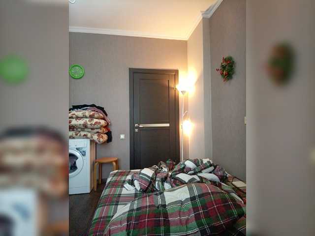 Live sex webcam photo for lustful-mom #272496337