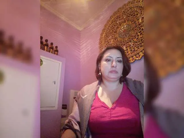 Live sex webcam photo for lustful-mom #272584347