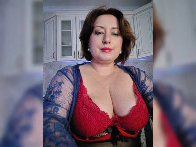 Live sex webcam photo for lustful-mom #277429255