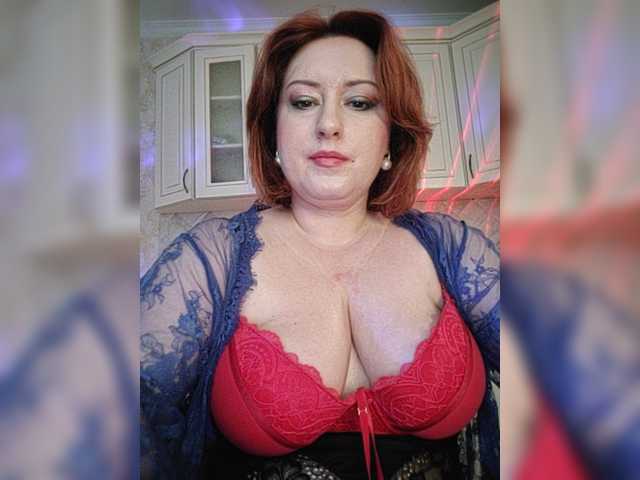 Live sex webcam photo for lustful-mom #277906998
