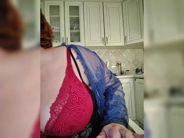 Live sex webcam photo for lustful-mom #290772905