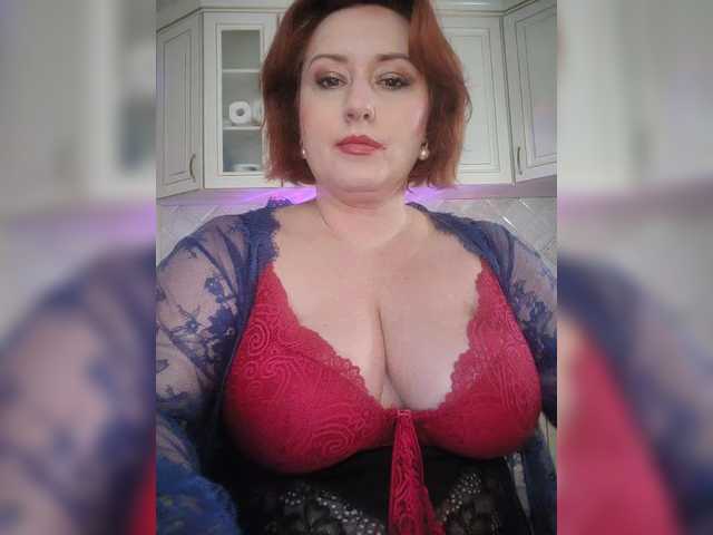 Live sex webcam photo for lustful-mom #291125537