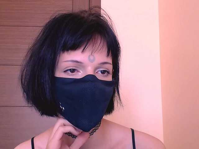 Live sex webcam photo for lustfulshura2 #291648532