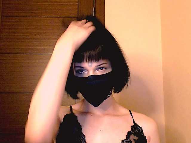 Live sex webcam photo for lustfulshura2 #291657515