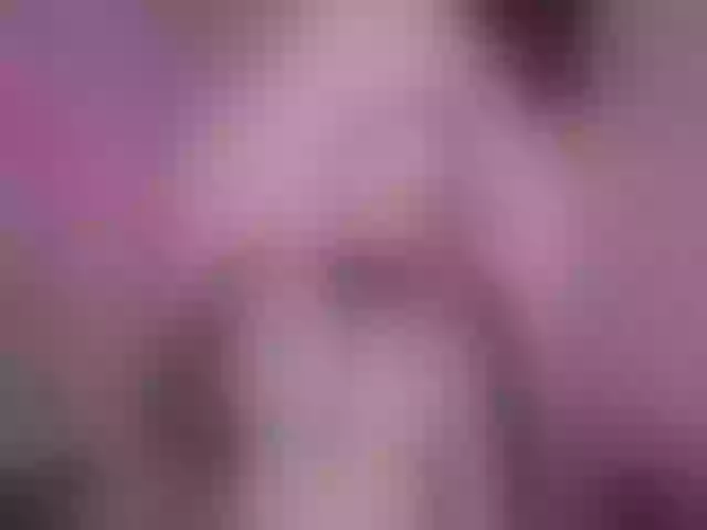 Live sex webcam photo for luvsoak #291786328