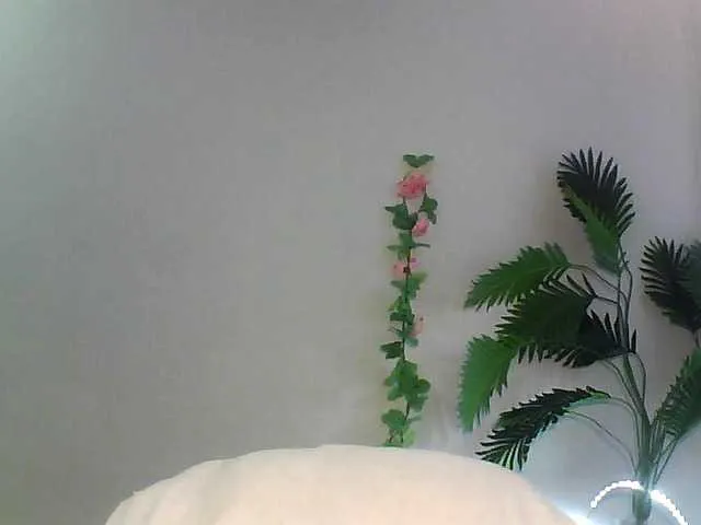 Live sex webcam photo for luvu4everxxx #291945794