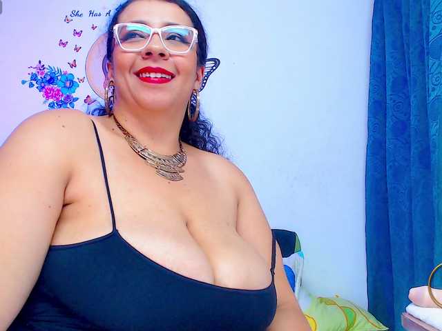 Live sex webcam photo for lyalatin4 #290333805