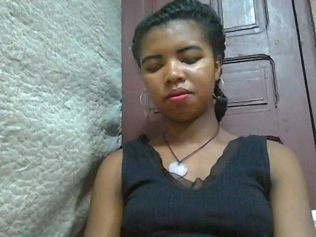 Live sex webcam photo for lydia11 #290134479