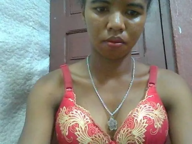 Live sex webcam photo for lydia11 #290307659