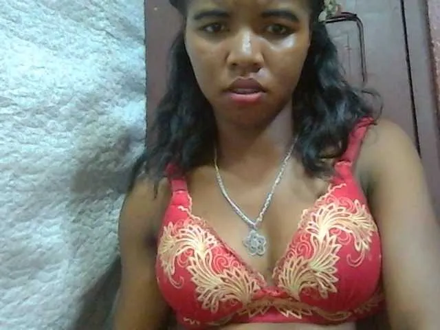 Live sex webcam photo for lydia11 #290323276