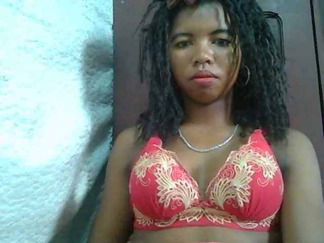 Live sex webcam photo for lydia11 #290394685