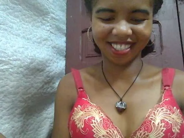 Live sex webcam photo for lydia11 #290536162