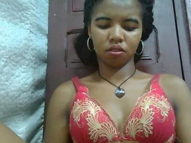 Live sex webcam photo for lydia11 #290595120