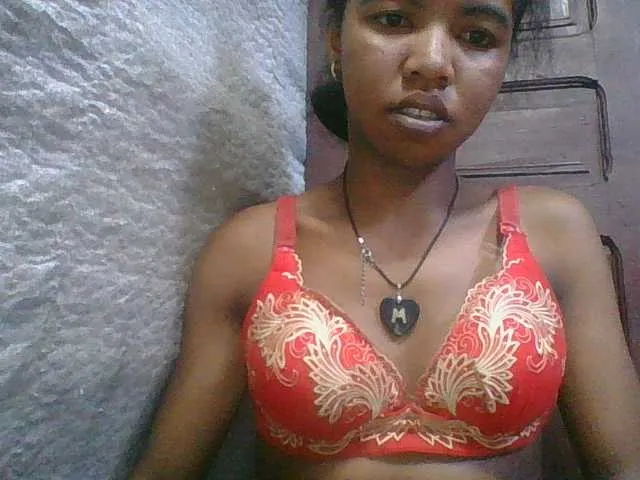 Live sex webcam photo for lydia11 #292509077