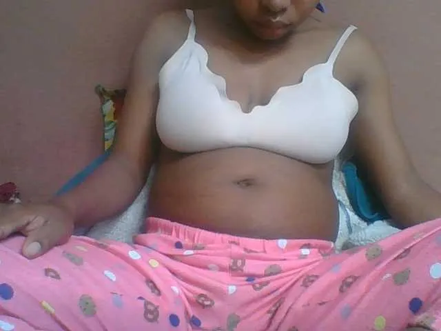 Live sex webcam photo for lydia11 #294021891
