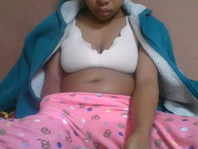 Live sex webcam photo for lydia11 #294022850