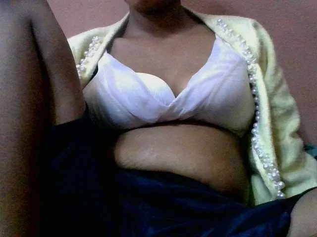 Live sex webcam photo for lydia11 #294047038