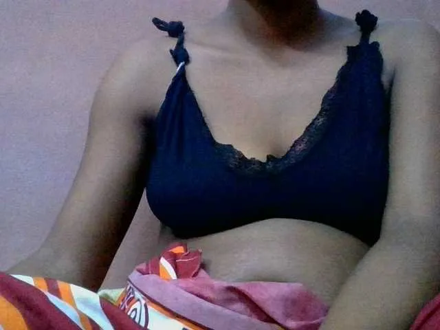 Live sex webcam photo for lydia11 #294090612