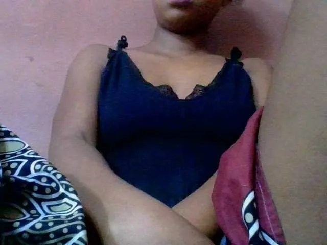 Live sex webcam photo for lydia11 #294130710