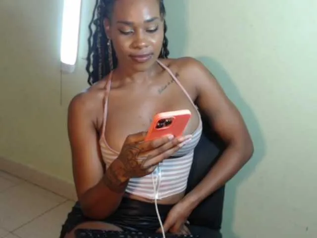 Live sex webcam photo for lylybrow #275616903