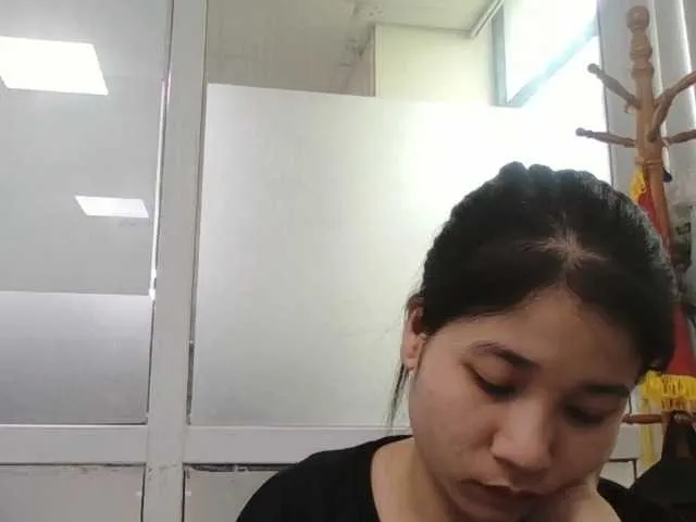 Live sex webcam photo for lylyhan #278192388