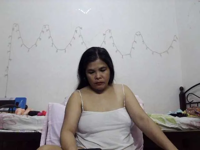 Live sex webcam photo for lynhappy4u #276928230