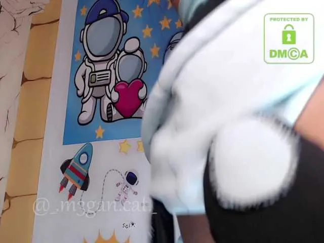 Live sex webcam photo for m3gancat #277780211