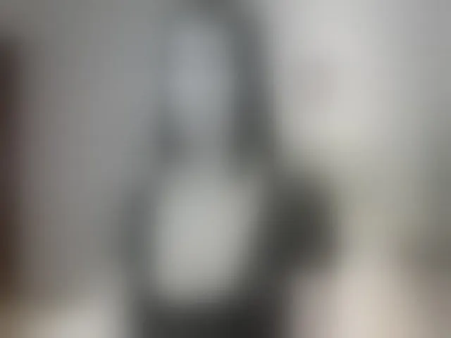 Live sex webcam photo for macarena-60 #293574207