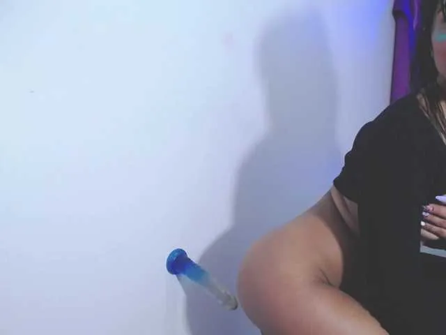 Live sex webcam photo for macarena2269 #274642411