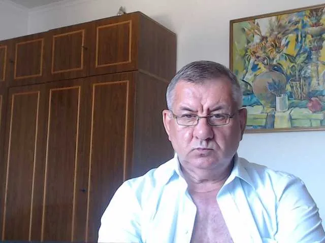 Live sex webcam photo for machomale3 #291648163