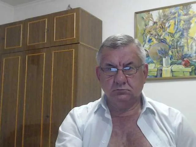 Live sex webcam photo for machomale3 #291734303