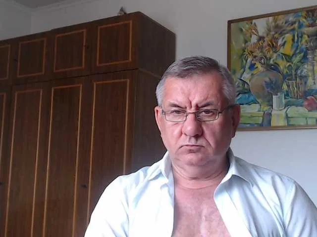 Live sex webcam photo for machomale3 #291740915