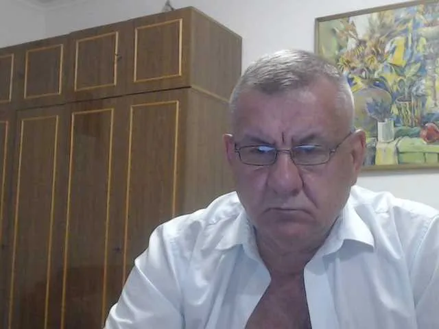 Live sex webcam photo for machomale3 #291832005