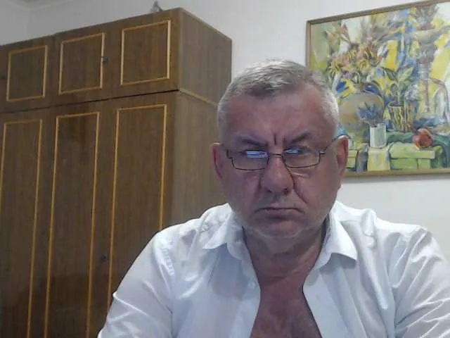 Live sex webcam photo for machomale3 #291861166