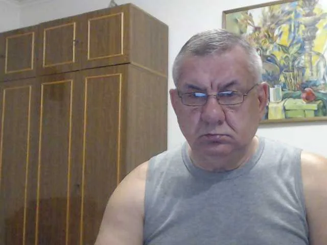 Live sex webcam photo for machomale3 #292115992