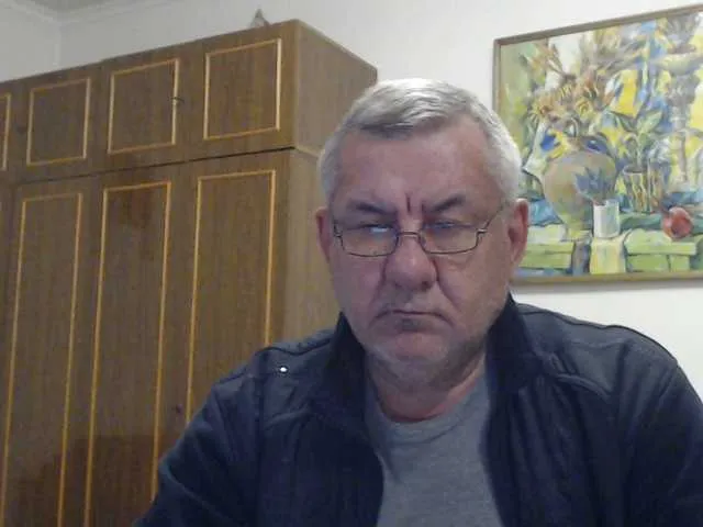 Live sex webcam photo for machomale3 #292196753